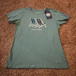 Life Is Good Teal Women's Crusher Tee - Beach Chairs Medium NWT